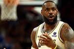 LeBron podría buscar en verano un contrato de tres años y nueve cifras