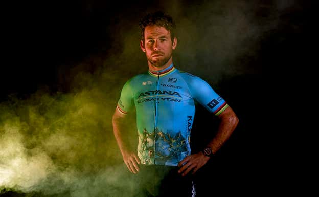 Mark Cavendish con el maillot del Astana para la temporada 2024. ASTANA