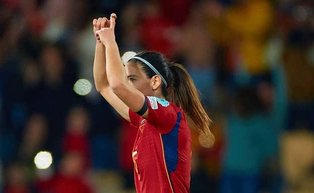 Aitana celebra el segundo gol de España.  RFEF