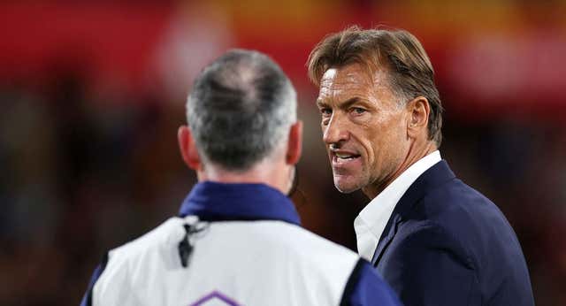 Hervé Renard revive con la Selección una pesadilla con Iniesta y Busquets: “Tengo la misma sensación”