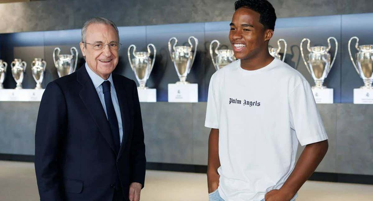 Endrick, con Florentino./RealMadrid