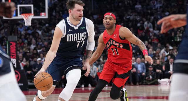 Luka Doncic se regala un triple-doble y victoria en Toronto para su 25 cumpleaños