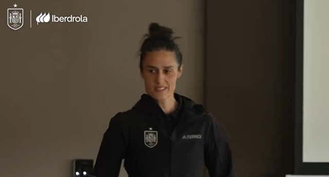La charla que destapa la verdadera cara de Montse Tomé: «A mí no me conoce, normal, a vosotras sí»