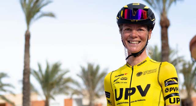 De superar un cáncer de mama a dominar la Quebrantahuesos: la bella historia de Nicolien Luijsterburg