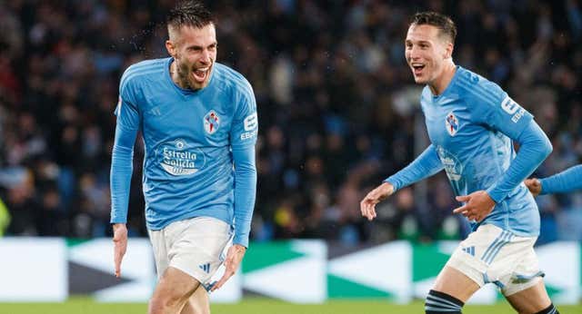 Mingueza da aire a Rafa Benítez y mete más en el agujero al Almería