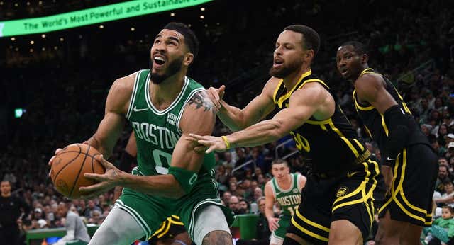 Los datos de una paliza histórica de los Celtics a los Warriors: parcial de 61-17, 52 de diferencia, 0 de 9 de Stephen Curry…