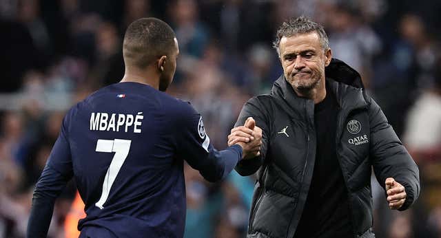 Un cara a cara de Luis Enrique con Mbappé que es la antesala de una difícil gestión para la Champions