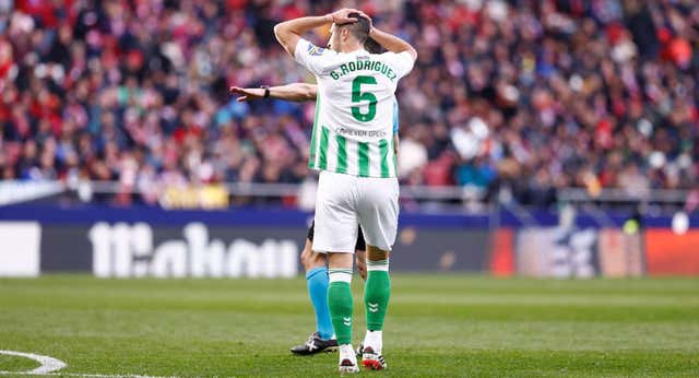 Guido Rodríguez lo deja claro: «No firmé por ningún club»