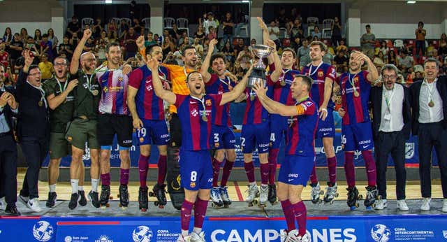 El Barça llega en hockey a la cima del mundo que ya conquistaron Guardiola y Luis Enrique