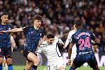 Kike Salas no se moverá del Sevilla salvo oferta fuera de mercado