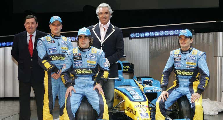 Fernando Alonso y Kovalainen, en su época en Renault.