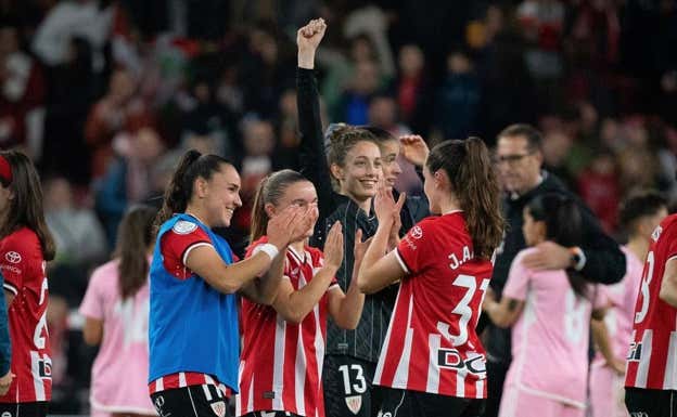Celebrando la victoria en octavos de la Copa en San Mamés.  ATHLETIC CLUB