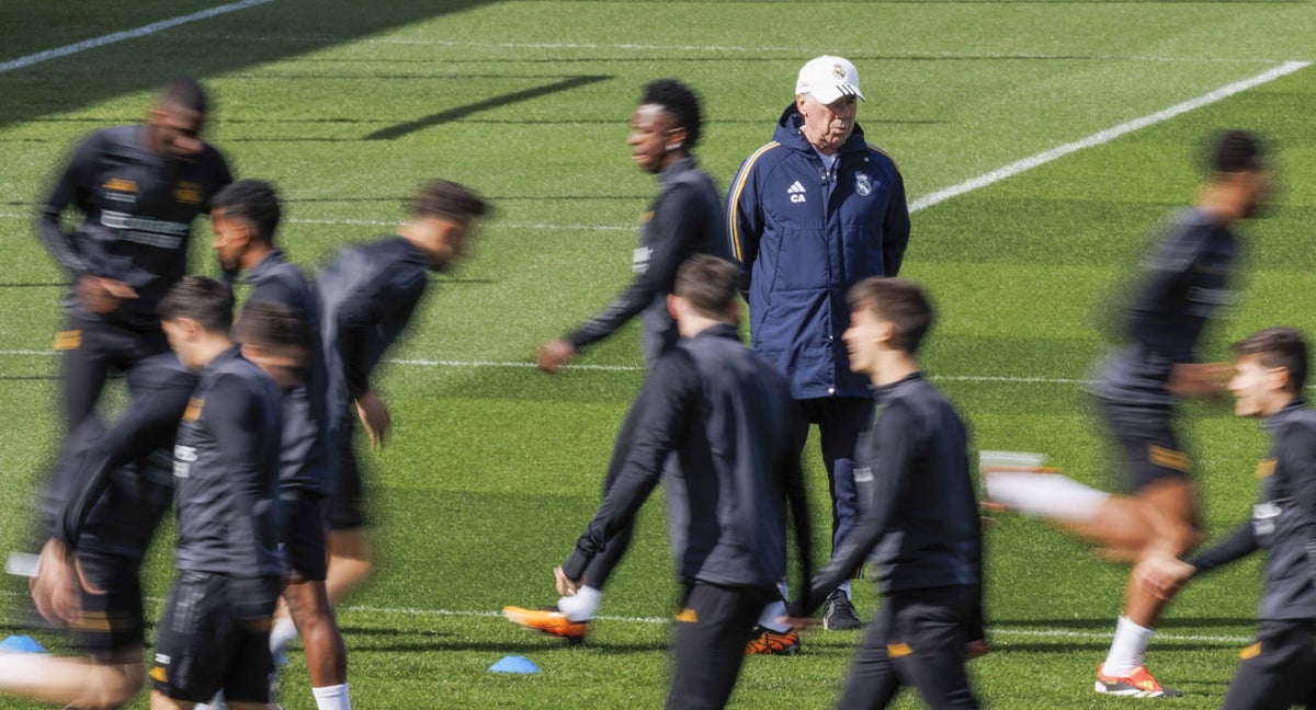 Ancelotti, durante un entrenamiento del Real Madrid.