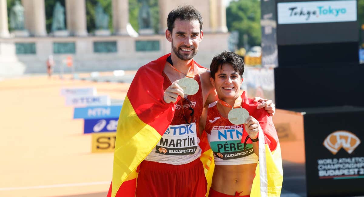 María Pérez y Álvaro Martín se colgaron los cuatro oros individuales de marcha en el Mundial de Budapest./