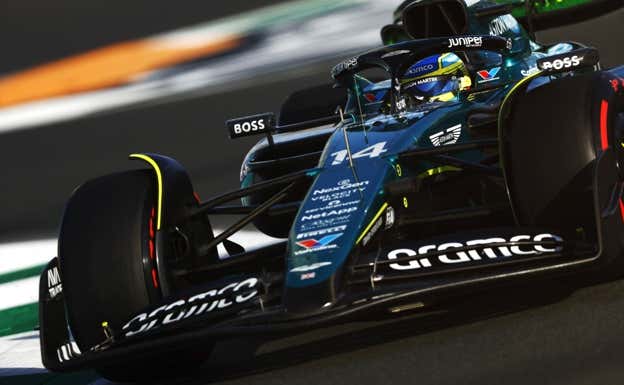 Fernando Alonso, en los libres del GP de Arabia Saudí 2024 de F1.  Aston Martin