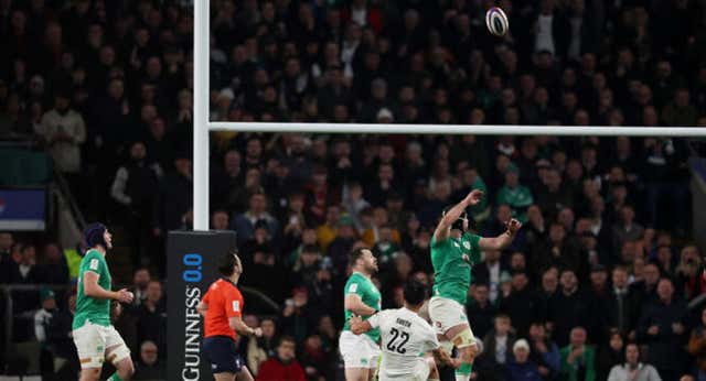 Inglaterra logra la machada ante Irlanda en el último minuto y pone el Seis Naciones al rojo vivo
