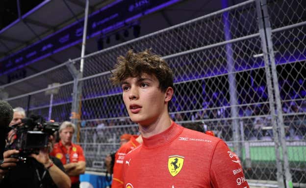 Oliver Bearman, antes de arrancar el GP de Arabia Saudí 2024 de F1.  EFE