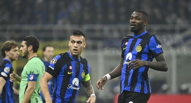 Griezmann no convenció a Thuram y entre Zanetti y Diego Milito le quitaron Lautaro al Atlético