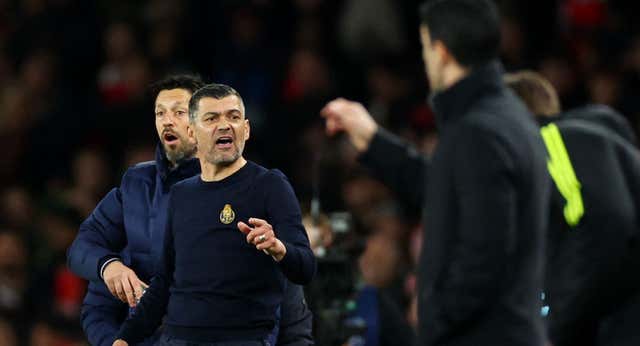 La tensión entre Arteta y Sergio Conceiçao que venía de lejos y acabó en un careo y una acusación