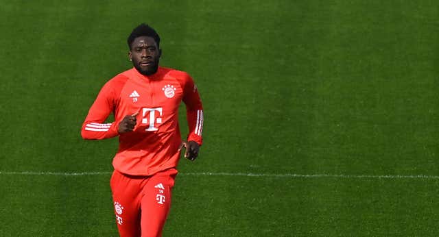 El Bayern insiste con Alphonso Davies, pero ya piensa en su reemplazo: Theo Hernández, el favorito