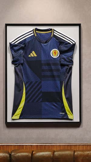 Camiseta de Escocia para la Euro 2024. ADIDAS