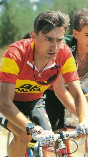 Laudelino Cubino, con el maillot del BH.