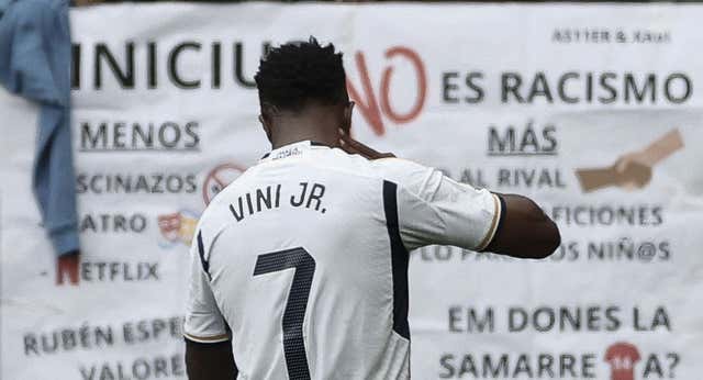 El que debe morirse no es Vinicius