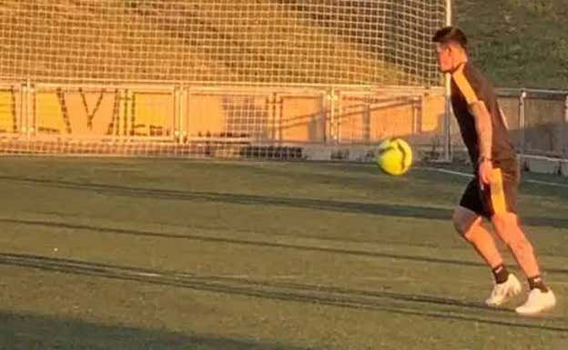 James, en una pachanga en Pozuelo.  RELEVO