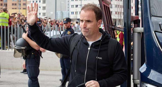 Compás de espera en la renovación de Arrasate por Osasuna; la pelota, en el tejado del entrenador