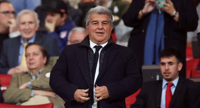 Laporta desvela un guiño real con Xavi que sigue alimentando su continuidad: «Fue como diciendo: ‘Aquí va a pasar algo’»