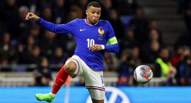 Una indiscreción de Tchouameni confirma las sospechas sobre Kylian Mbappé… y acaba borrada:  “Cuando le vean a diario…”