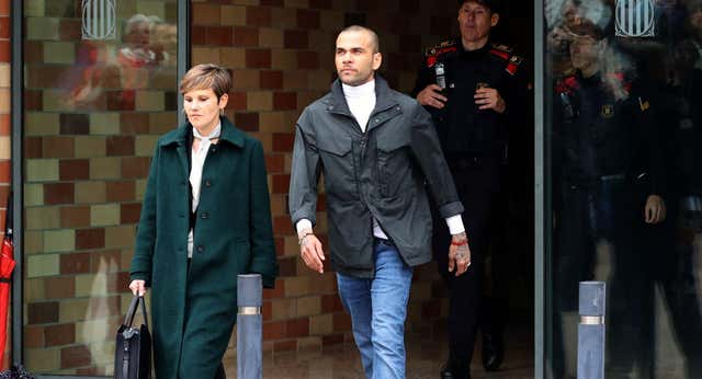 La libertad con asteriscos que le espera a Dani Alves después de salir de la cárcel