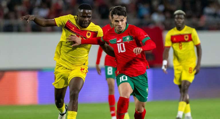 Brahim Díaz en su debut con la selección de Marruecos, frente a Angola.