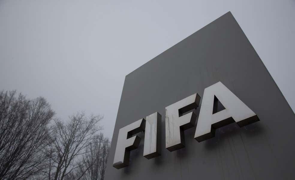 Intervención a la vista en la RFEF: a la FIFA le costaría solo unas horas tener el control mientras el CSD se echa a un lado