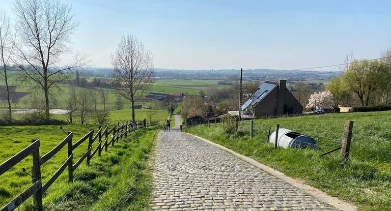El Paterberg, en la comuna de Kluisbergen (Flandes Oriental, Bélgica) visto desde su punto más alto.