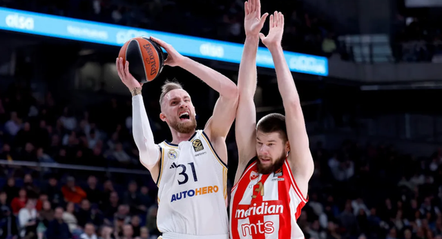 Dzanan Musa lidera la remontada del Real Madrid en la histórica noche de un ex del Barça