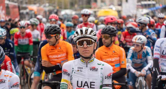 A vueltas con la superioridad de Tadej Pogacar en el pelotón: ¿es bueno o malo para el ciclismo?