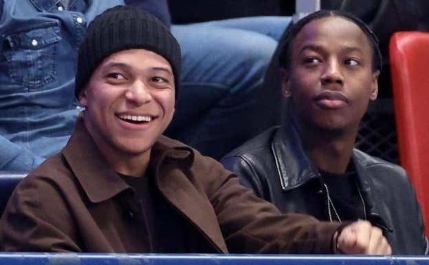 Mbappé y Brice Tchaga.  INSTAGRAM