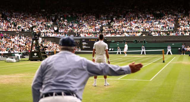 Los errores reabren el debate sobre los jueces de línea en el tenis: “Nos quieren para abrir los botes”