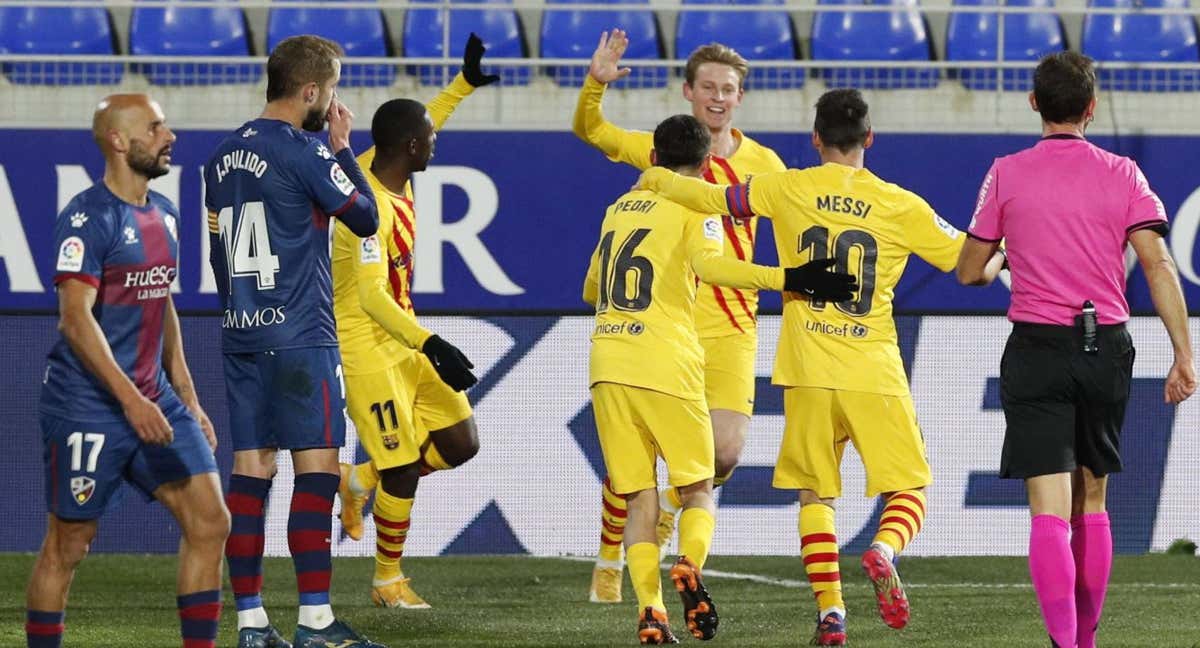 Esta temporada Pedri y Frenkie han coincidido poco en el campo.