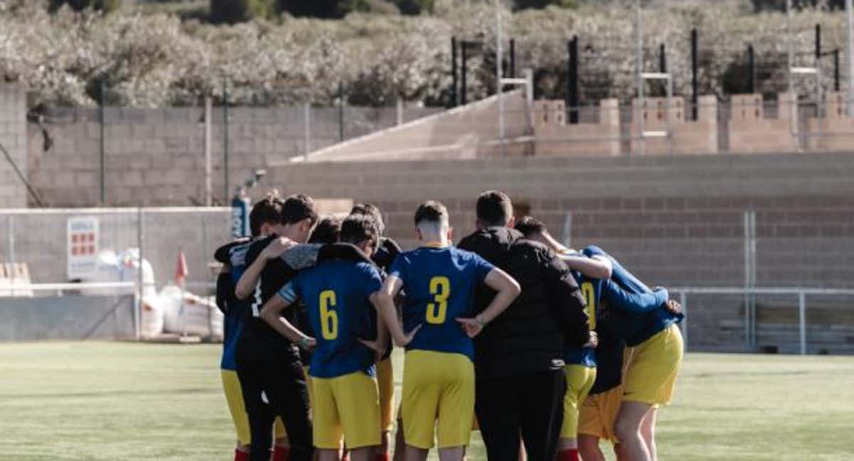 El equipo sub-13 del Andorra, que es el Gimnàstic Manresa, en el MIC.