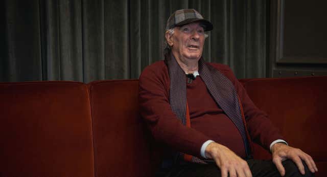 José Ángel Iribar: “Me he adornado poco en la portería, no jugaba para la galería”