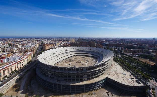 Imagen aérea del Nuevo Mestalla que pelea por ser sede del Mundial 2030.  GETTY