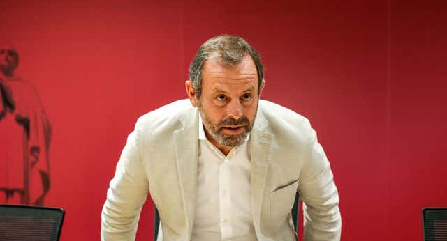 Villarejo empujó a Rosell a la cárcel al engañar al FBI y el expresidente del Barça se explicará en Netflix: «Esto es de Mortadelo y Filemón»
