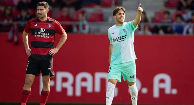 Nacho Méndez, el guaje que reactiva al Sporting con su primer doblete