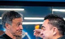El 'colegueo' de Xavi y Luis Enrique tras el debate del estilo: «¡Pelopo! ¿Vas a protestar hoy?»