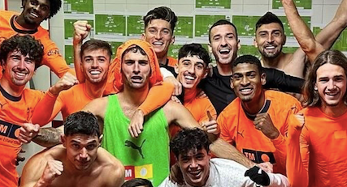 Los jugadores del Valencia tras uno de los triunfos. /Valencia c.f