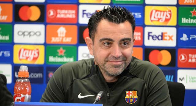 Llamamiento de Xavi para resucitar el espíritu del Camp Nou: “Habrá momentos en los que tocará sufrir”