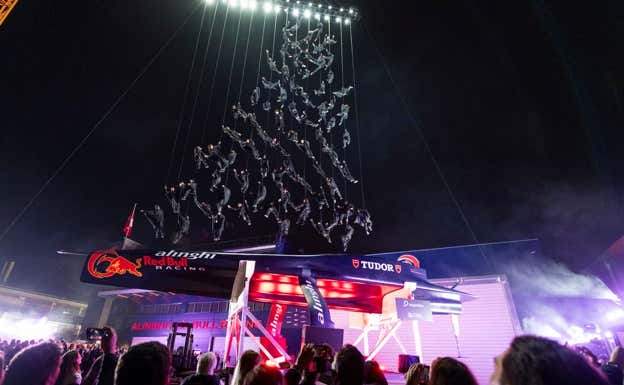 El nuevo Alinghi Red Bull Racing.  ARBR