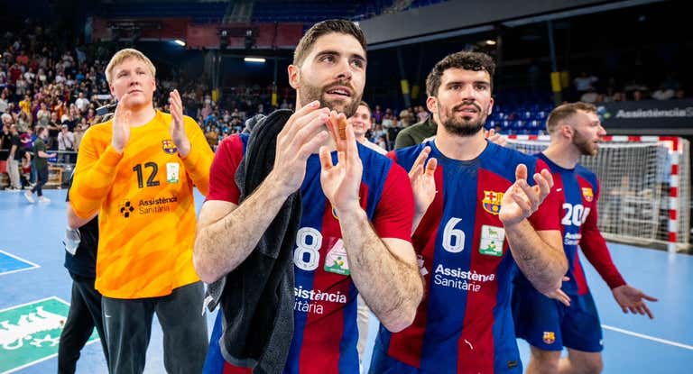 El cartel de campeones que hizo el FC Barcelona después de conseguir la Liga de balonmano. Otra más.